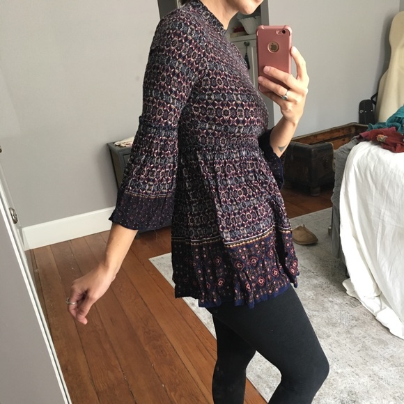 Forever 21 Top - Picture 2 of 5